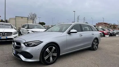 Argento Usata 2022 Mercedes C200 Business Tre volumi | 33.500 € (Buon prezzo)