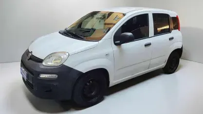 Usata Fiat Panda Pop 69 CV (50 kW) 2018 Bianco pastello Utilitaria