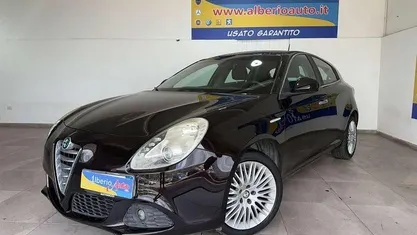 Nero Usata 2011 Alfa Romeo Giulietta Distinctive Due volumi | 5190 € (Ottimo prezzo)