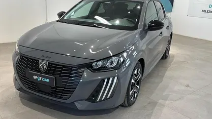 Usata Peugeot 208 Allure 102 CV (75 kW) 2025 Utilitaria