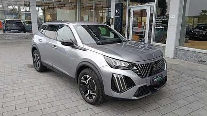 Usata Peugeot 2008 Allure 131 CV (96 kW) 2024 Argento SUV