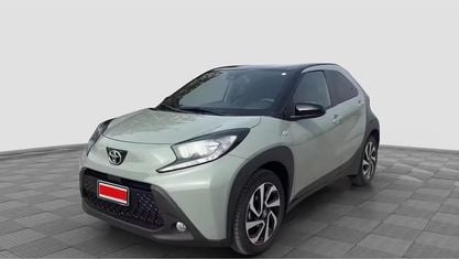 Usado Toyota Aygo X Trend 72 CV (52 kW) 2025 Verde SUV