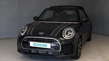 Begagnad Mini Cooper Cabriolet Premium Plus 136 HK (100 kW) 2023 Blå Cab