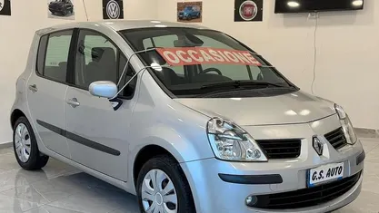 Usata Renault Modus Luxe 70 CV (51 kW) 2007 Grigio Monovolume