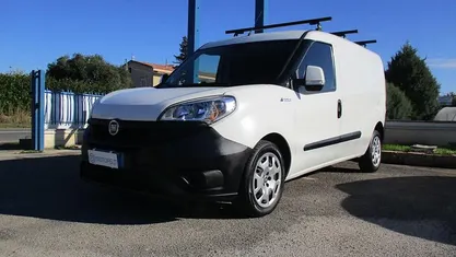 Pastello Usata 2016 Fiat Doblò Monovolume | 8490 € (Buon prezzo)