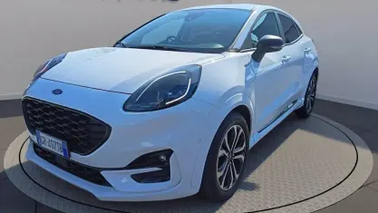Usata Ford Puma ST-Line 125 CV (91 kW) 2023 Frozen white SUV
