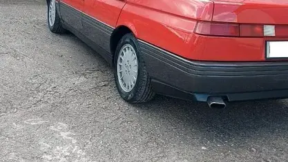 Usata Alfa Romeo 164 179 CV (131 kW) 1990 Rosso Berlina