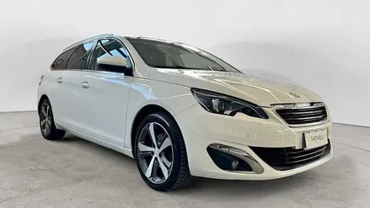 Usata Peugeot 308 Allure 120 CV (88 kW) 2015 Bianco Station wagon