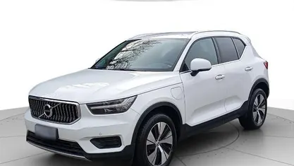 Usata Volvo XC40 Inscription 129 CV (94 kW) 2021 Bianco SUV