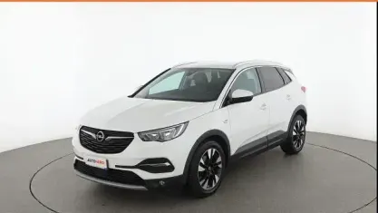 Usata Opel Grandland X Innovation 181 CV (133 kW) 2019 Bianco SUV