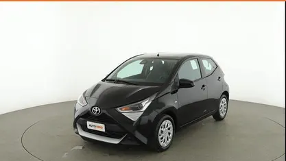 Usata Toyota Aygo Cool 72 CV (52 kW) 2021 Nero Utilitaria