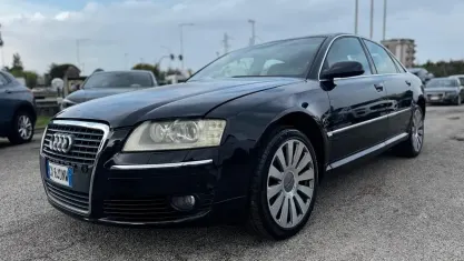 Usata Audi A8 233 CV (171 kW) 2005 Nero Berlina