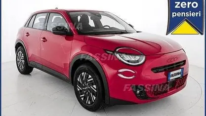 Usata Fiat 600E Red 114 kW (156 CV) 2024 Rosso SUV