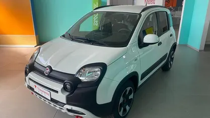 Usata Fiat Panda Cross Cross 69 CV (50 kW) 2024 Utilitaria