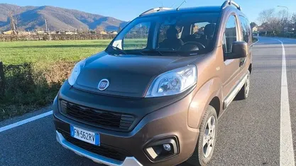 Usata Fiat Qubo Trekking 95 CV (69 kW) 2018 Marrone Monovolume