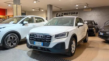 Usata Audi Q2 Business 116 CV (85 kW) 2021 Bianco SUV