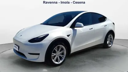 Usata Tesla Model Y RWD 88 kW (120 CV) 2023 SUV