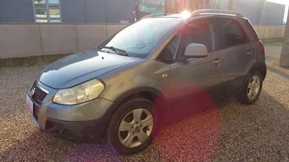 Grigio Usata 2008 Fiat Sedici Dynamic SUV | 4500 € (Cara)