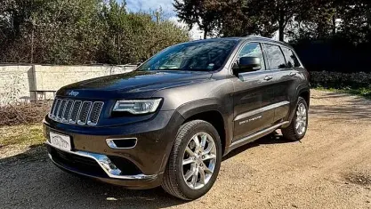 Käytetty Jeep Grand Cherokee Summit 250 HP (183 kW) 2014 Harmaa Katumaasturi