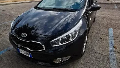 Usata Kia Ceed Sportswagon 128 CV (94 kW) 2015 Nero Station wagon
