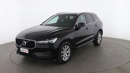 Usata Volvo XC60 Momentum 197 CV (144 kW) 2021 Nero SUV