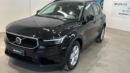 Usata Volvo XC40 129 CV (94 kW) 2022 Nero SUV