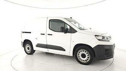 Käytetty Fiat Doblò 95 HP (69 kW) 2022 Valkoinen Tila-auto