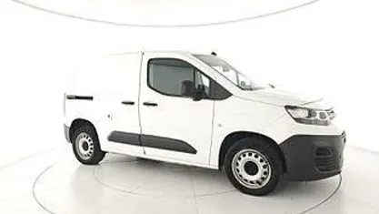 Occasion Fiat Doblò 95 ch (69 kW) 2022 Blanc Monospace