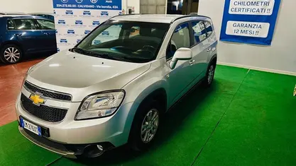 Argento Usata 2012 Chevrolet Orlando Monovolume | 5500 € (Buon prezzo)