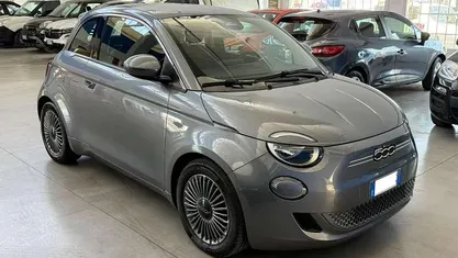 Usata 2020 Fiat 500e Berlina | 11.900 € (Buon prezzo)