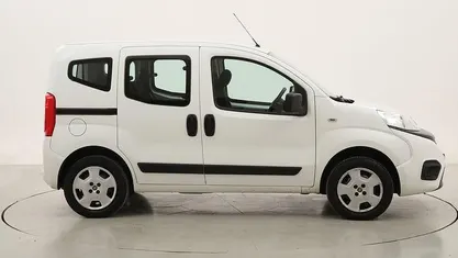 Usata Fiat Qubo Easy 77 CV (56 kW) 2018 Monovolume