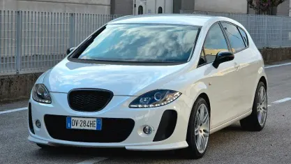 Usata Seat Leon CUPRA 241 CV (177 kW) 2009 Bianco Utilitaria