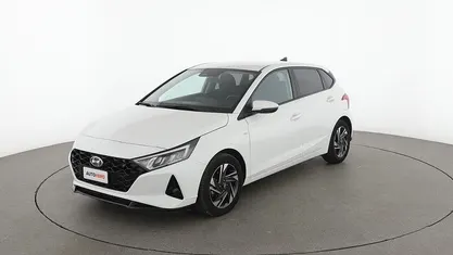 Usata Hyundai i20 101 CV (74 kW) 2022 Bianco Utilitaria