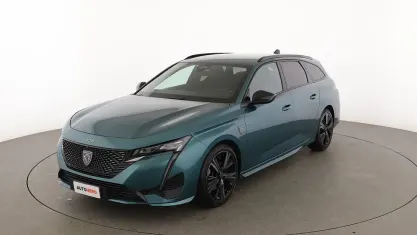 Begagnad Peugeot 308 GT 131 HK (96 kW) 2022 Grön