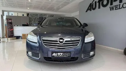 Grigio Usata 2010 Opel Insignia Cosmo Station wagon | 2200 € (Super prezzo)