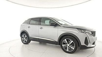 Używany Peugeot 3008 Allure 131 KM (96 kW) 2024 Srebrny SUV