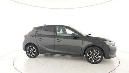 Usado Opel Corsa 101 HP (74 kW) 2024 Preto Citadino