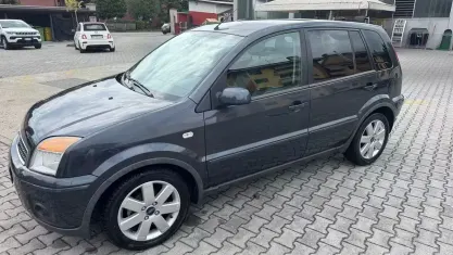 Usata Ford Fusion 90 CV (66 kW) 2007 Grigio Utilitaria