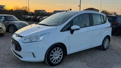 Usata Ford B-MAX Business Edition 87 CV (63 kW) 2016 Bianco Monovolume