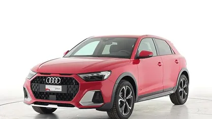 Usata Audi A1 Comfort 150 CV (110 kW) 2024 Rosso SUV
