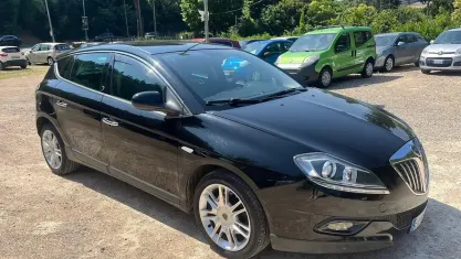 Usata Lancia Delta 190 CV (139 kW) 2010 Nero Utilitaria
