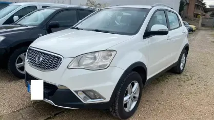 Usata SsangYong Korando 149 CV (109 kW) 2014 Bianco SUV