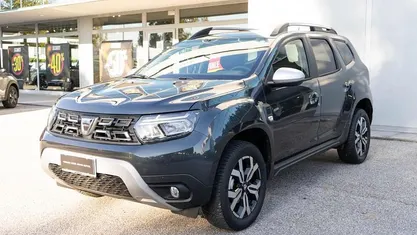 Usata Dacia Duster Prestige 116 CV (85 kW) 2022 Grigio cometa SUV
