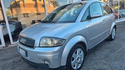 Usata Audi A2 Comfort 75 CV (55 kW) 2005 Grigio Utilitaria