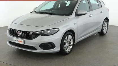 Usata 2018 Fiat Tipo Easy Berlina | 8999 € (Buon prezzo)