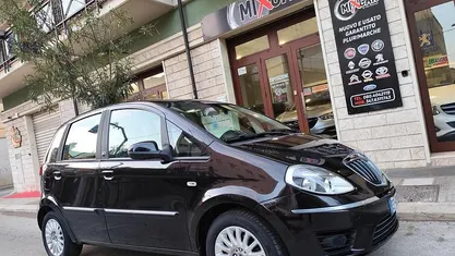 Usata 2013 Lancia Musa Monovolume | 5490 € (Buon prezzo)