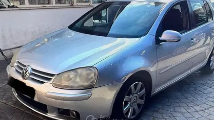 Usata VW Golf IV 140 CV (102 kW) 2006 Argento Berlina