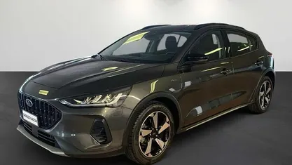 Grigio Usata 2022 Ford Focus Active SUV | 14.900 € (Buon prezzo)