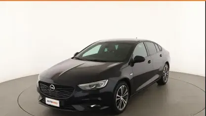 Usata Opel Insignia Innovation 136 CV (100 kW) 2020 Blu Berlina