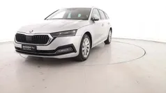 Argento Usata 2023 Skoda Octavia Style Station wagon | 24.100 € (Buon prezzo)